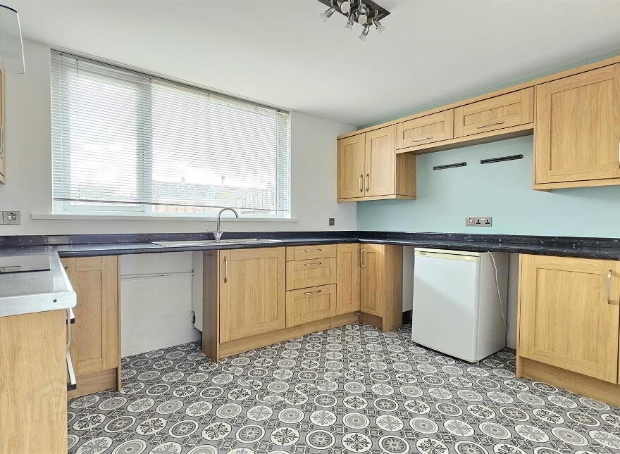 20 Woodburn Avenue, Carrickfergus, BT38 8EZ