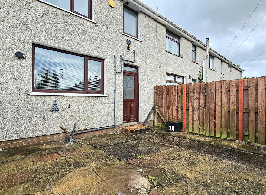 20 Woodburn Avenue, Carrickfergus, BT38 8EZ