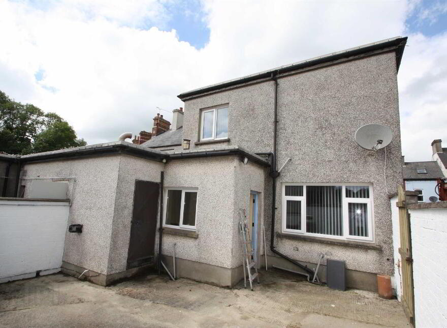 36 &, 38 Dromore Street, Ballynahinch, BT24 8AG