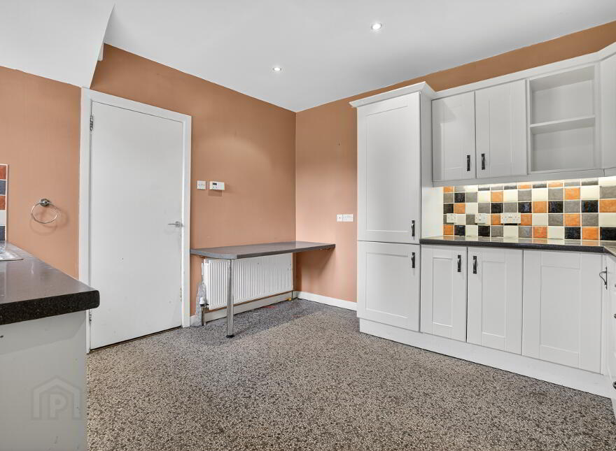 7 Parkmount Road, Ballymena, BT43 5HR