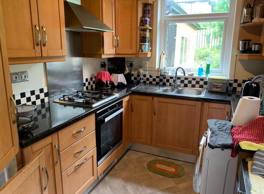 21 Knockbraken Park, Belfast, BT6 0HL