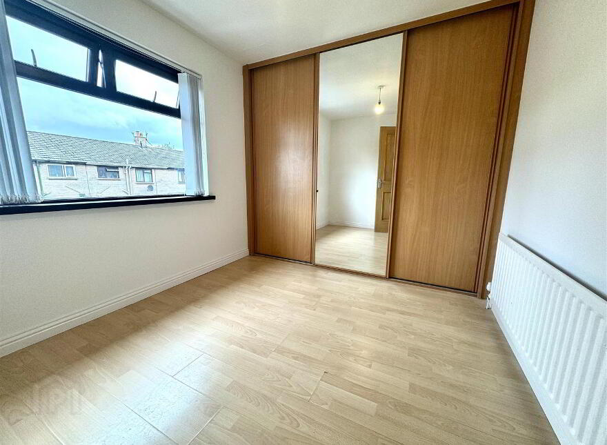 4 Lismara Place, Newtownards, BT23 4NG