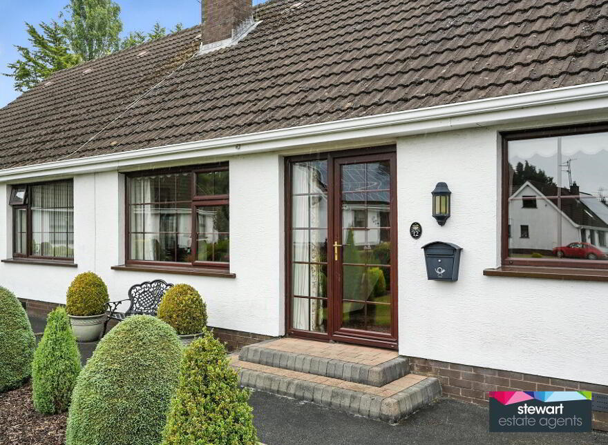 12 Knightsbridge, Dollingstown, BT66 7DB
