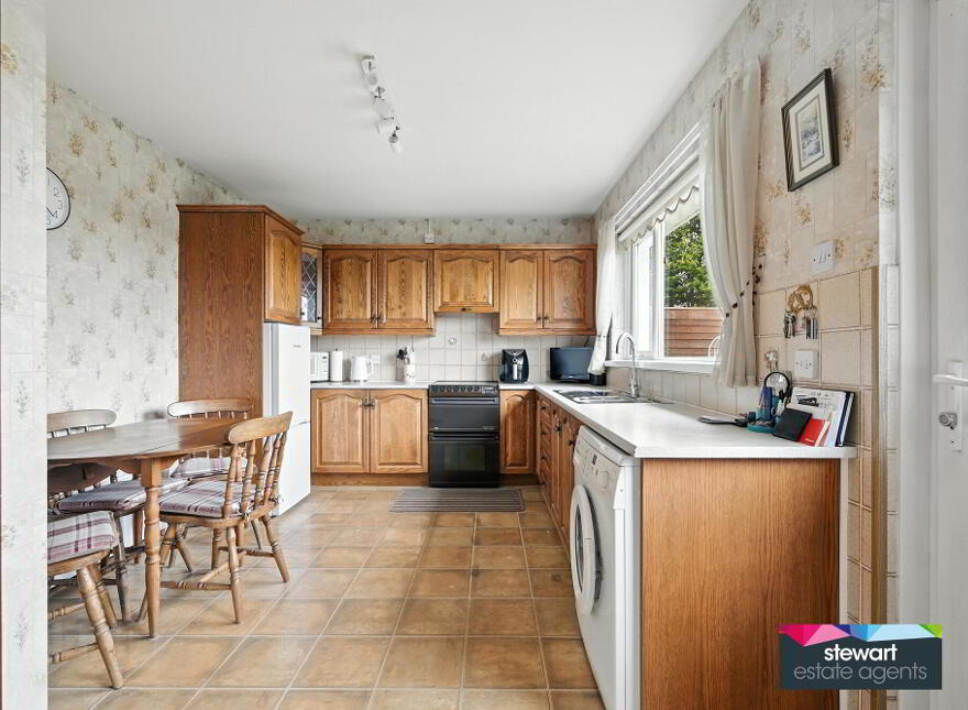 12 Knightsbridge, Dollingstown, BT66 7DB