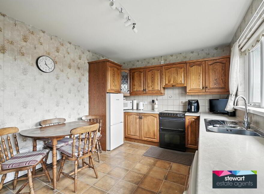 12 Knightsbridge, Dollingstown, BT66 7DB