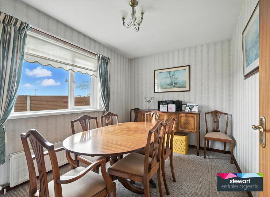 12 Knightsbridge, Dollingstown, BT66 7DB