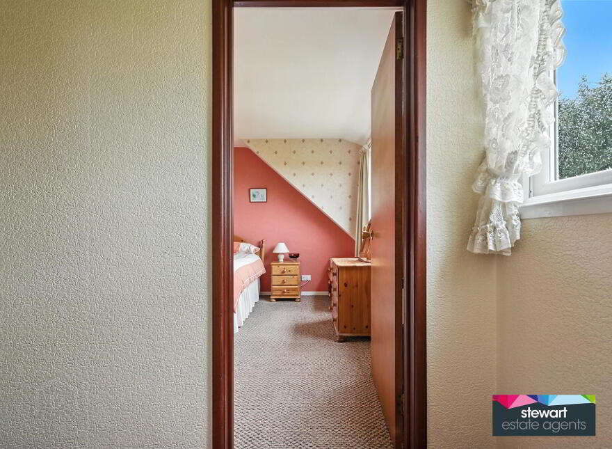 12 Knightsbridge, Dollingstown, BT66 7DB