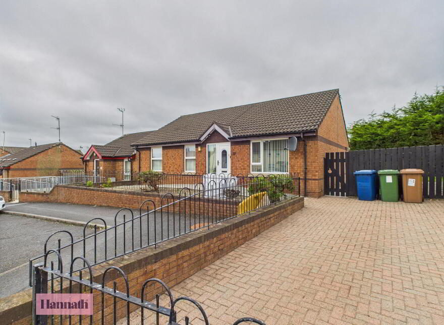 26 Glanroy Avenue, Portadown, Craigavon, BT62 3HR photo