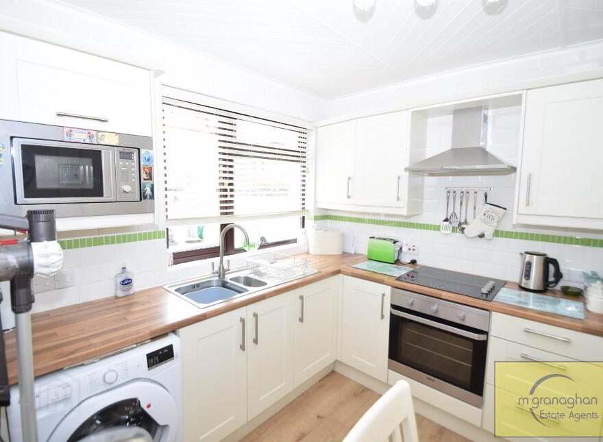 39 Rockmount Street, Falls Road, Belfast, BT12 7PE