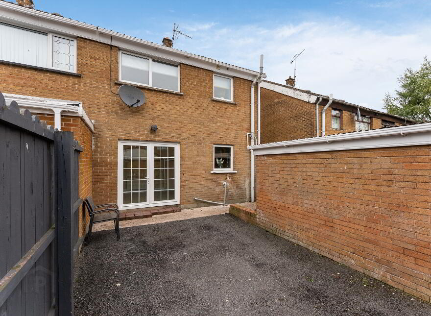 303 Pinebank, Tullygally, Craigavon, BT65 5BZ