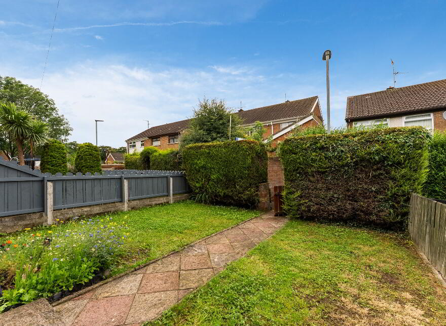 303 Pinebank, Tullygally, Craigavon, BT65 5BZ
