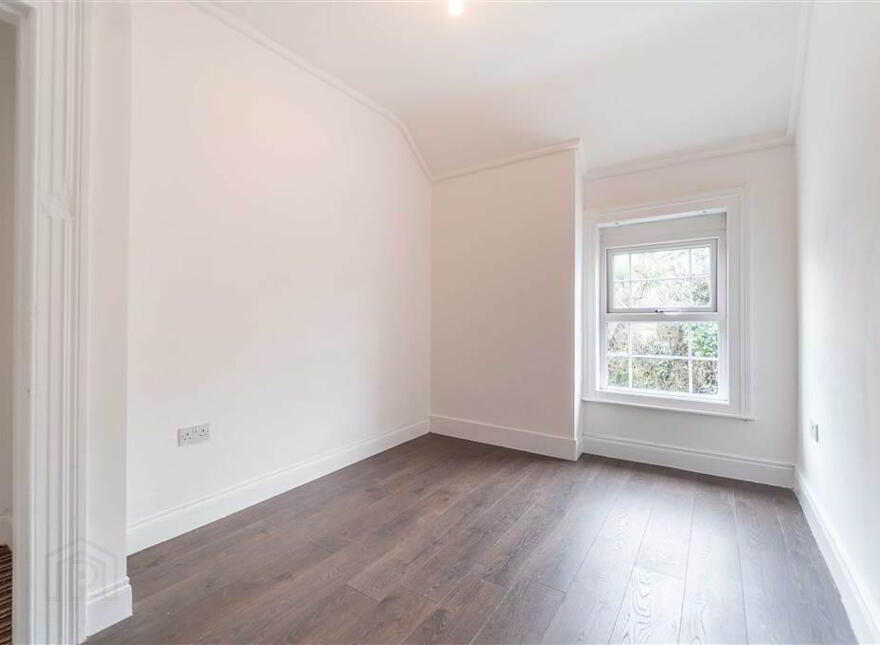 100 Seacliff Road, Bangor, BT20 5EZ