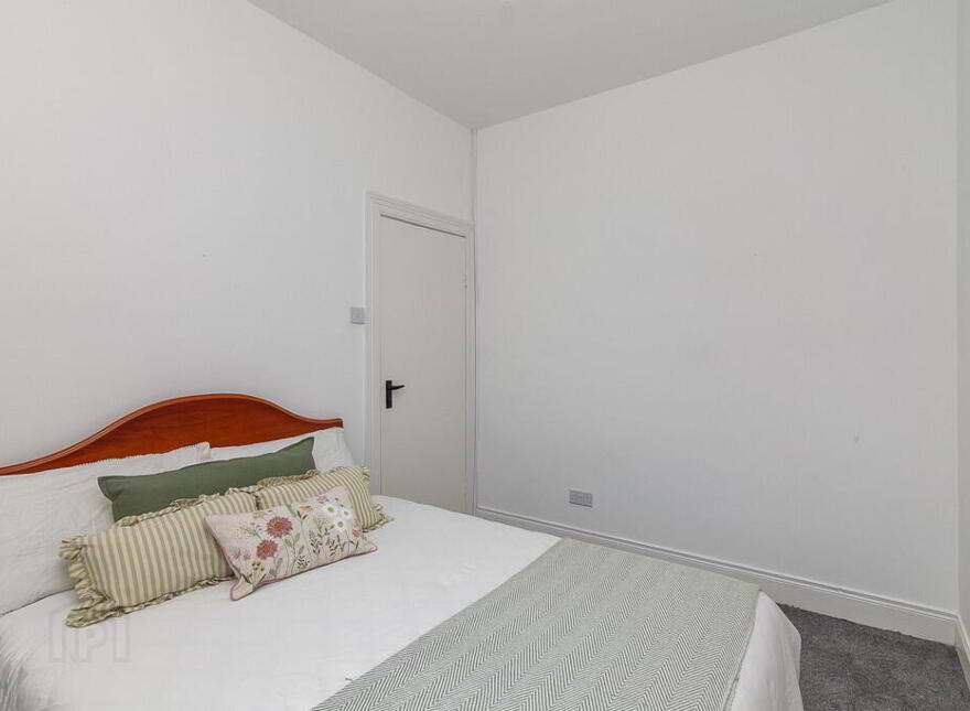 20 Surrey Street, Belfast, BT9 7FS