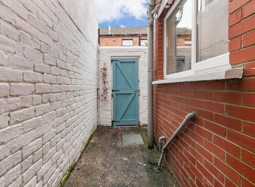 20 Surrey Street, Belfast, BT9 7FS