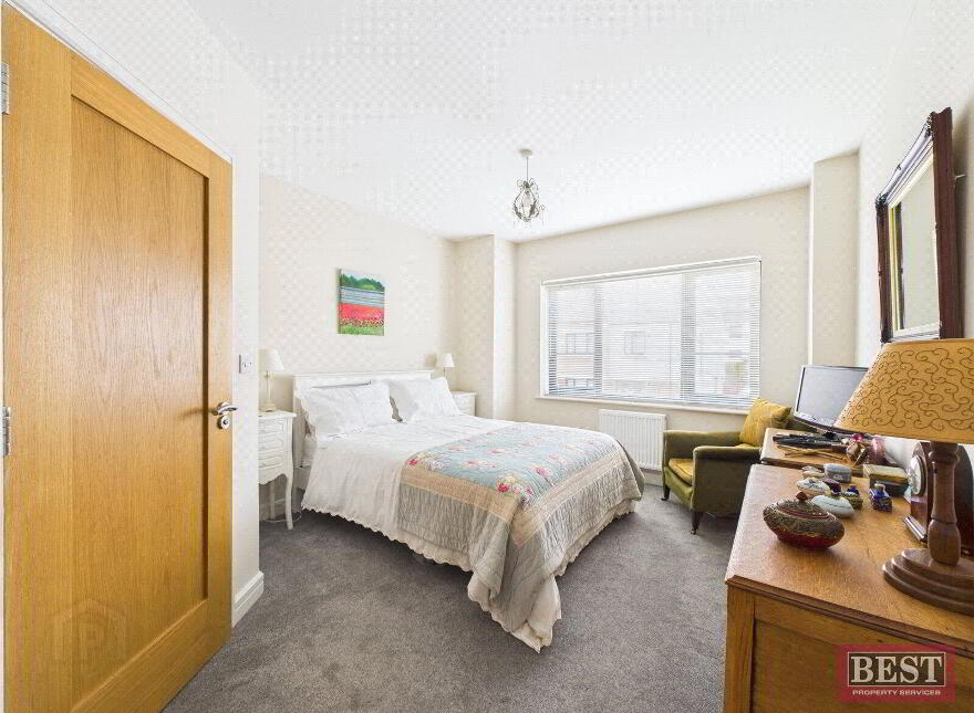 24 Hillcrest Way, Bessbrook, Newry, BT35 7FX