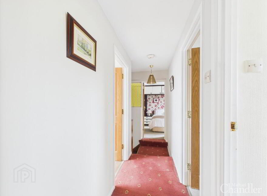 40 Blenheim Park, Carryduff, Castlereagh, Belfast, BT8 8NN