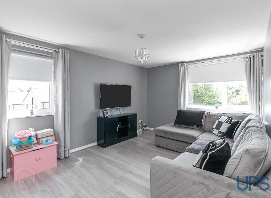 17 Broom Park Heights, Twinbrook, Belfast, BT17 0JJ
