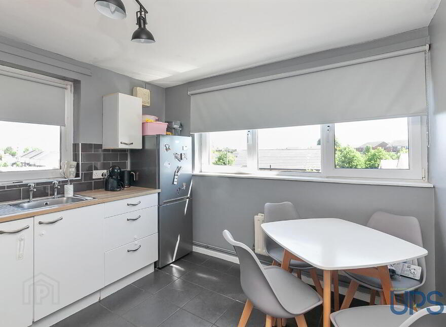 17 Broom Park Heights, Twinbrook, Belfast, BT17 0JJ