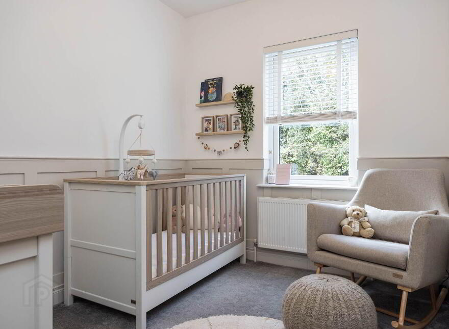 48 Eaton Park, Dunmurry, Belfast, BT17 9FX