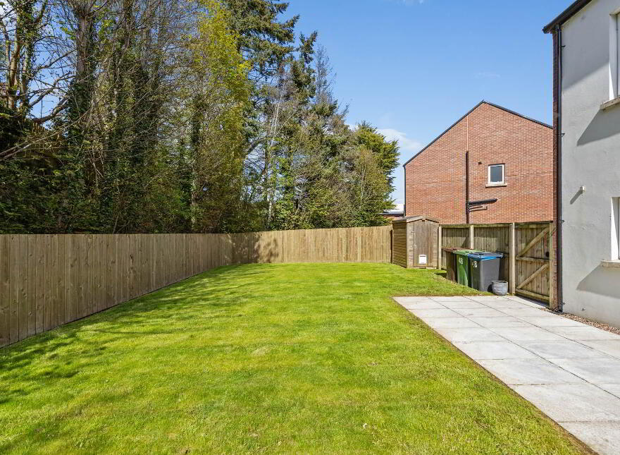 48 Eaton Park, Dunmurry, Belfast, BT17 9FX