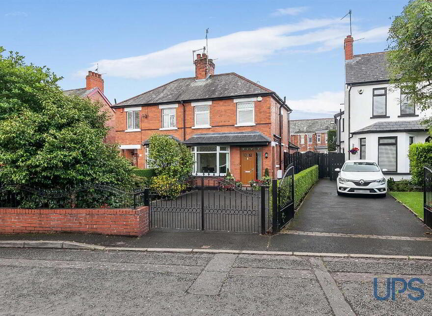 216 Stockmans Lane, Andersonstown, Belfast, BT11 9AR