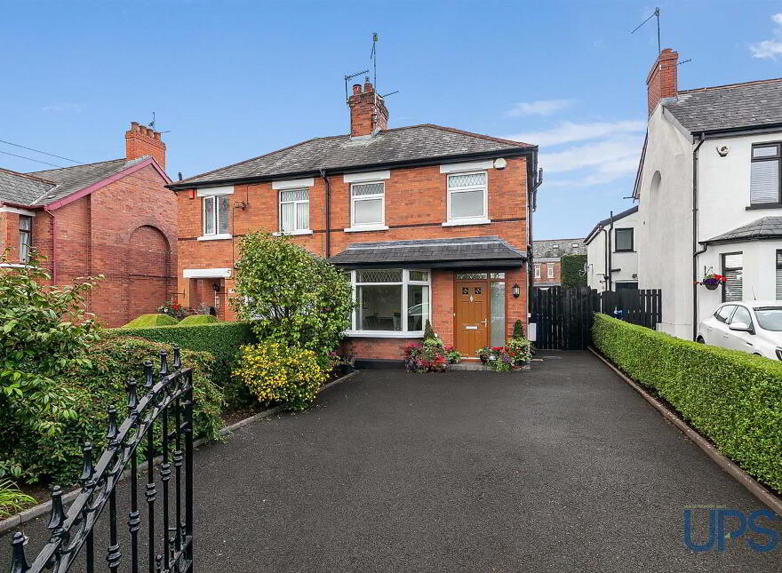 216 Stockmans Lane, Andersonstown, Belfast, BT11 9AR