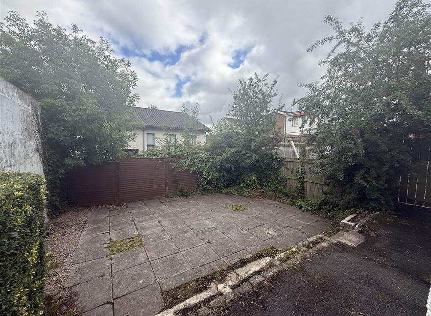 96 Onslow Parade, Belfast, BT6 0AT
