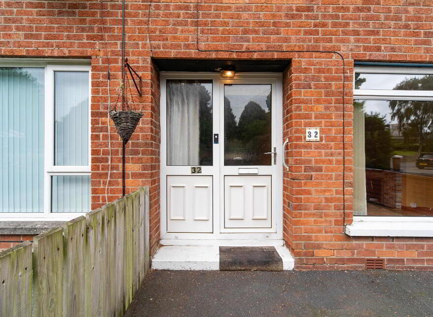 32 Robbs Road, Dundonald, Belfast, BT16 2NA