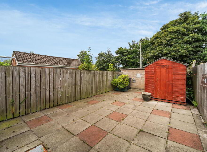 32 Robbs Road, Dundonald, Belfast, BT16 2NA