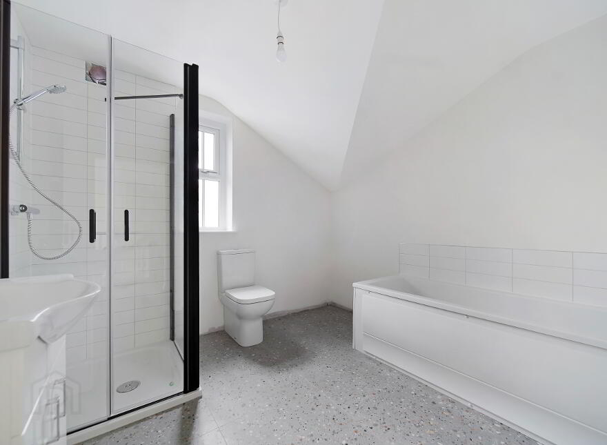 2 Esker Road, Dromore, BT78 3JH