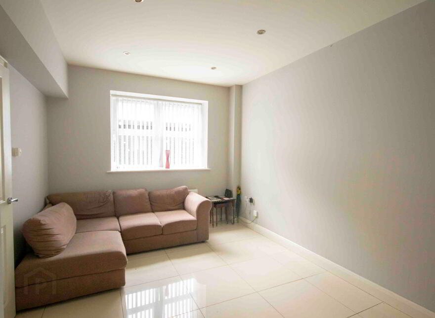 21 Church Street, Dromore, Omagh, BT78 3DX