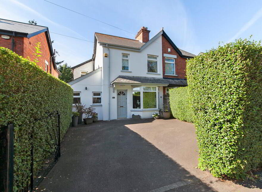 100 North Road, Belfast, BT4 3DJ photo
