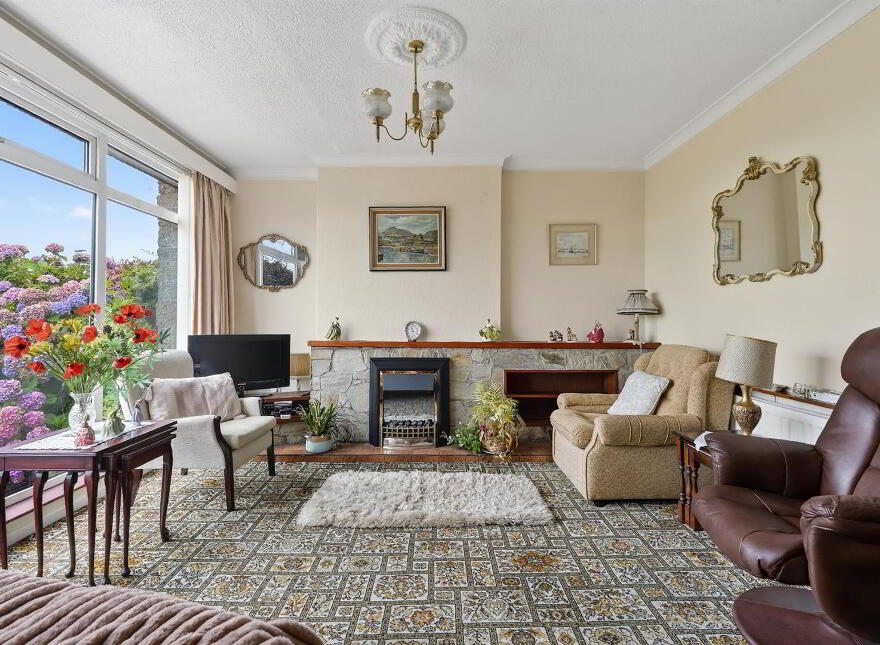 7 Clonmore Park, Lisburn, BT27 4EU