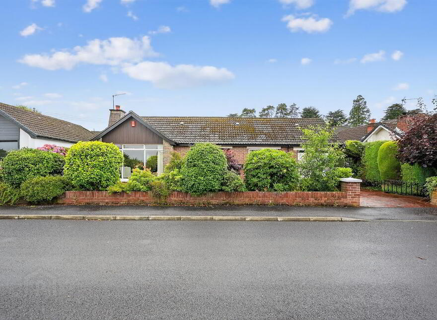 7 Clonmore Park, Lisburn, BT27 4EU photo