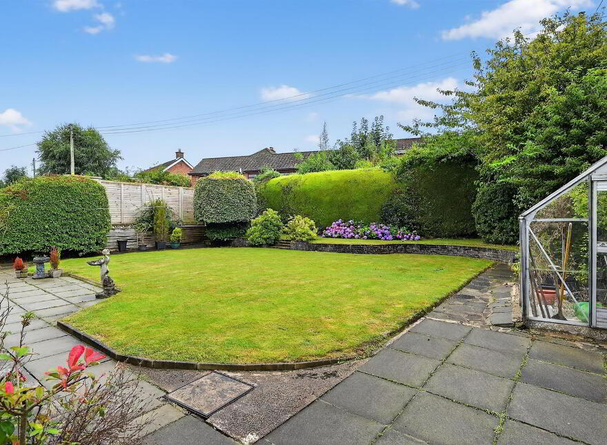 7 Clonmore Park, Lisburn, BT27 4EU
