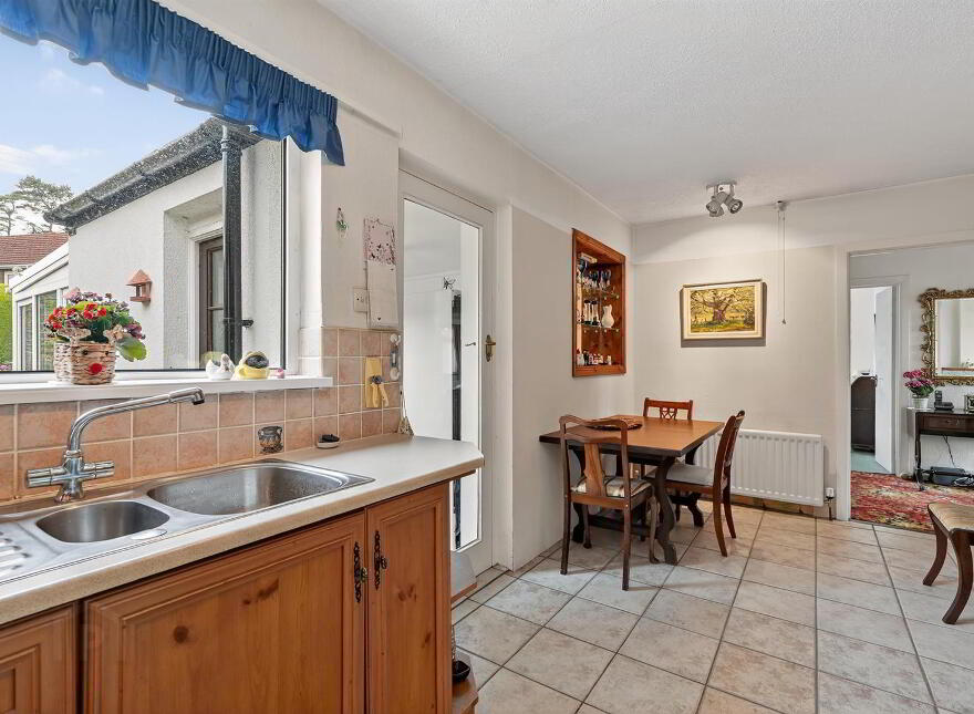 7 Clonmore Park, Lisburn, BT27 4EU
