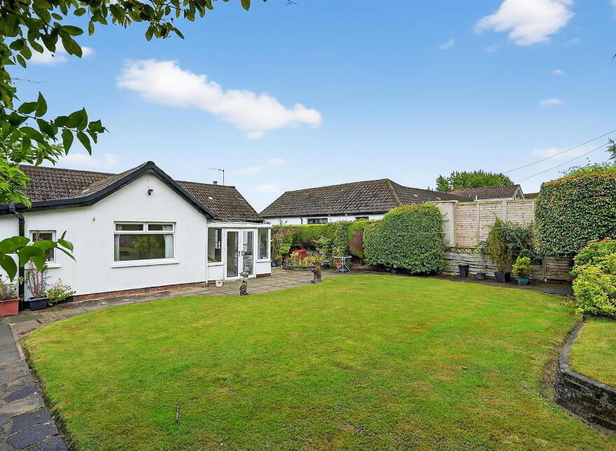 7 Clonmore Park, Lisburn, BT27 4EU