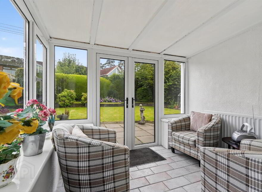 7 Clonmore Park, Lisburn, BT27 4EU
