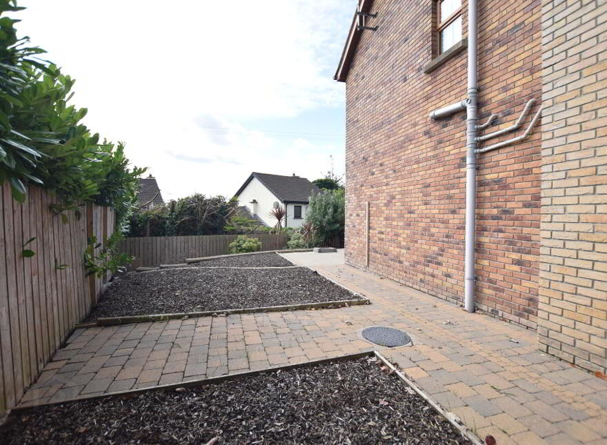 10 Westwood Park, Cookstown, BT80 8YX