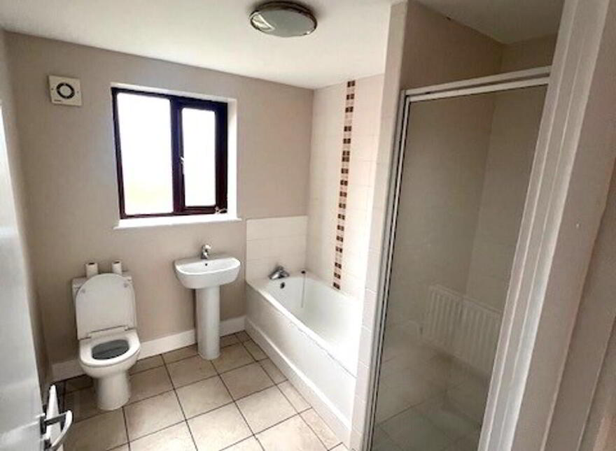 4 Castleton Mews, 6 Castleton Gardens, Belfast, BT15 3BY