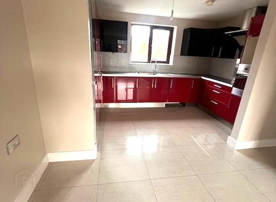 4 Castleton Mews, 6 Castleton Gardens, Belfast, BT15 3BY