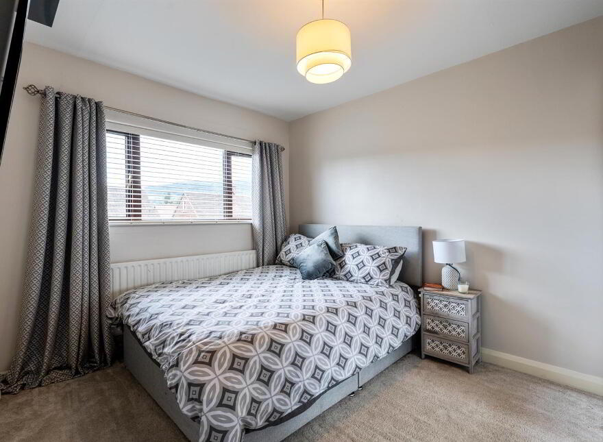 31 Creeve Walk, Andersonstown, Belfast, BT11 8GU