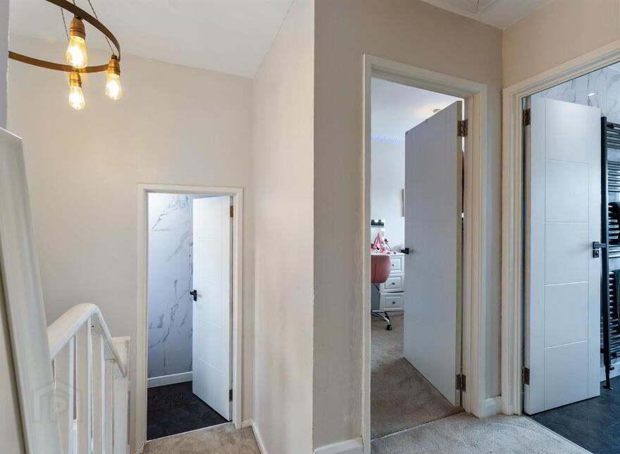 31 Creeve Walk, Andersonstown, Belfast, BT11 8GU