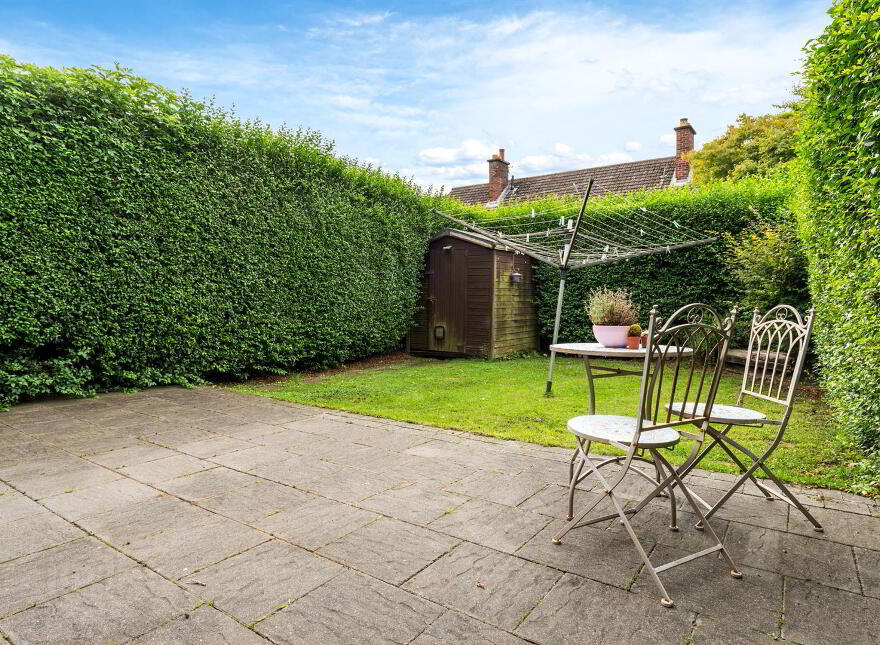 31 Creeve Walk, Andersonstown, Belfast, BT11 8GU