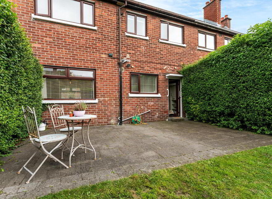31 Creeve Walk, Andersonstown, Belfast, BT11 8GU