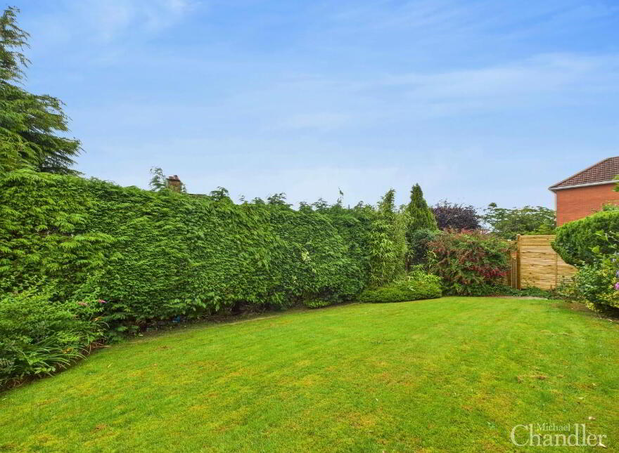 199 Saintfield Road, Belfast, BT8 7HQ