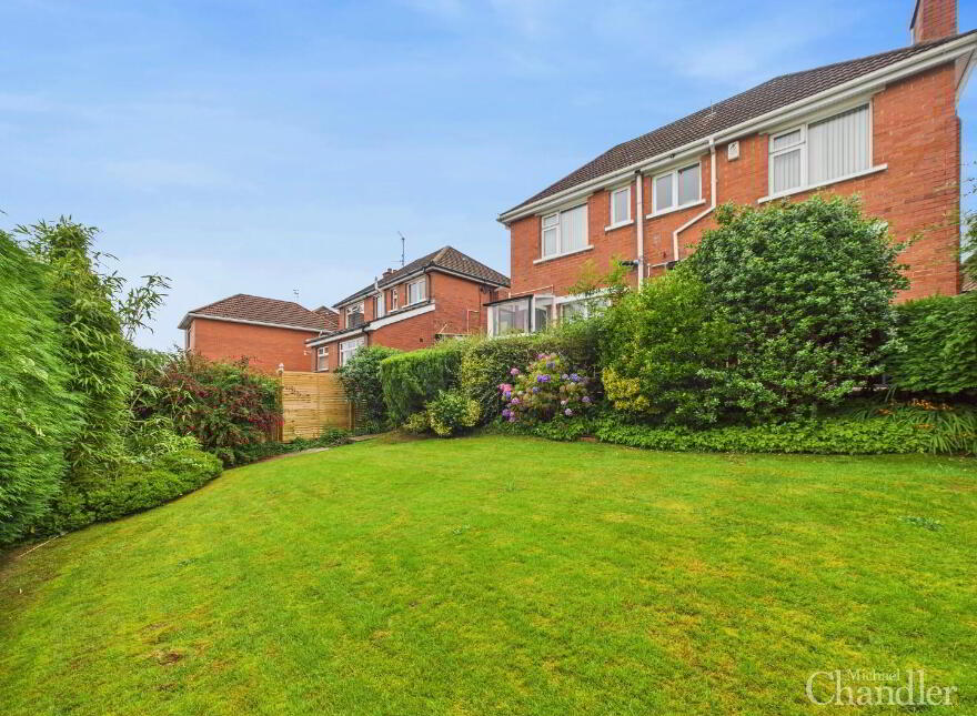 199 Saintfield Road, Belfast, BT8 7HQ