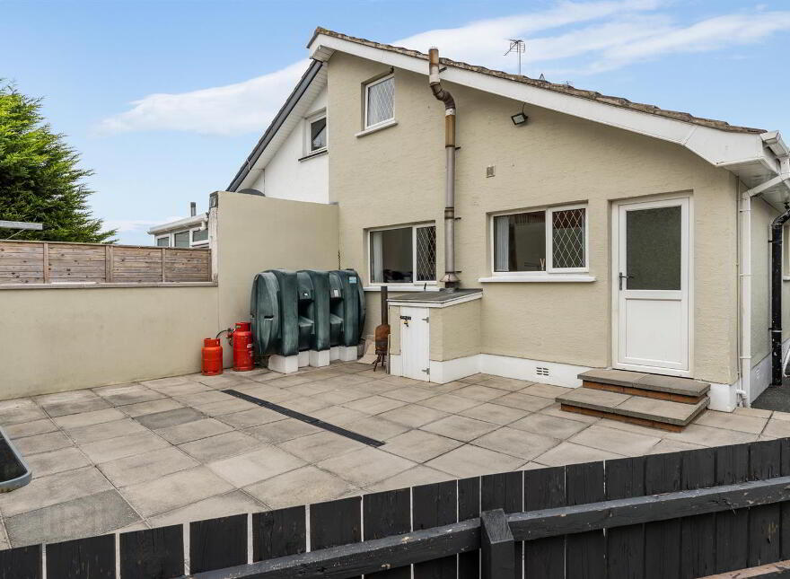 14 Carlisle Avenue, Ballynahinch, BT24 8PH