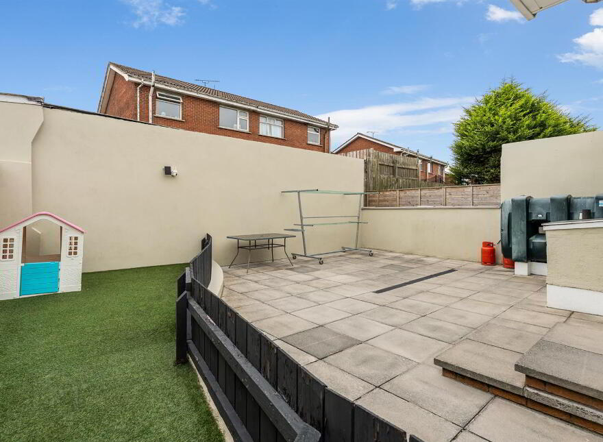 14 Carlisle Avenue, Ballynahinch, BT24 8PH