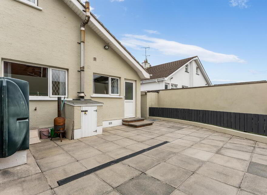 14 Carlisle Avenue, Ballynahinch, BT24 8PH